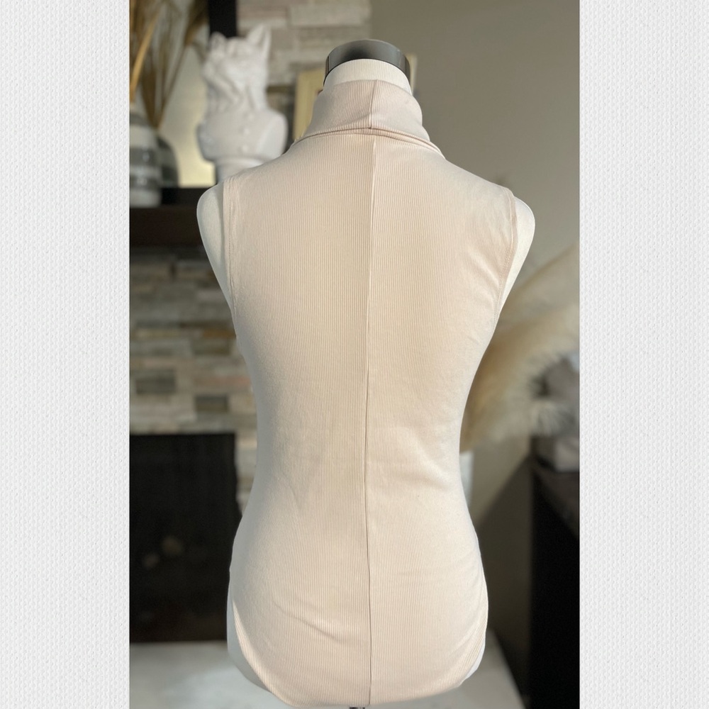 Turtleneck bodysuit - Picture 3 of 5
